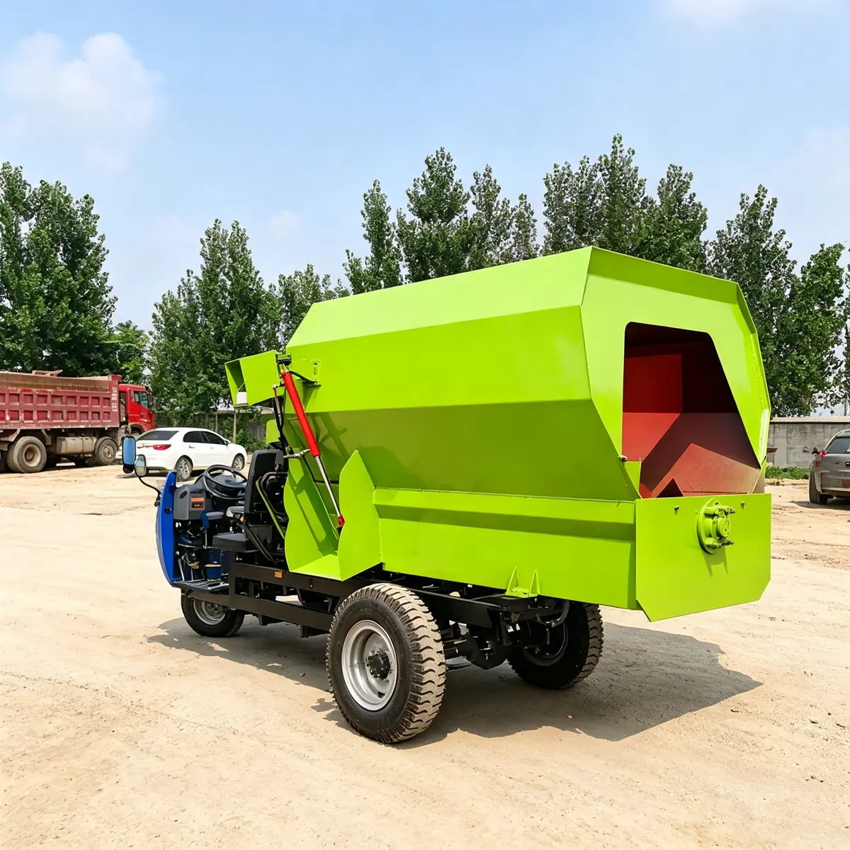 Three Wheel Horizontal Crushing Mixer — factory photo 12