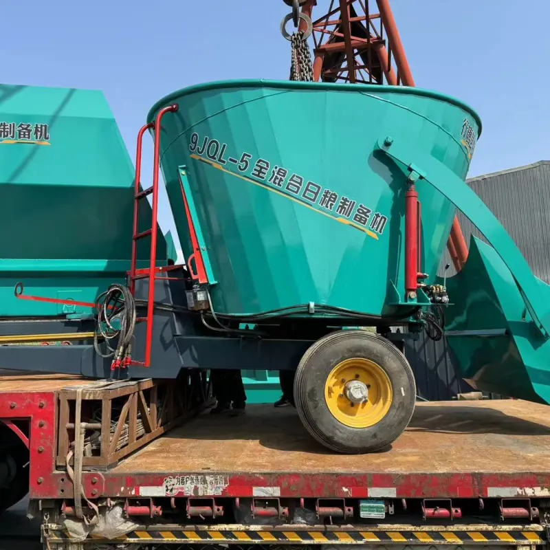 Tractor Pulled Vertical TMR Mixer — factory photo 16