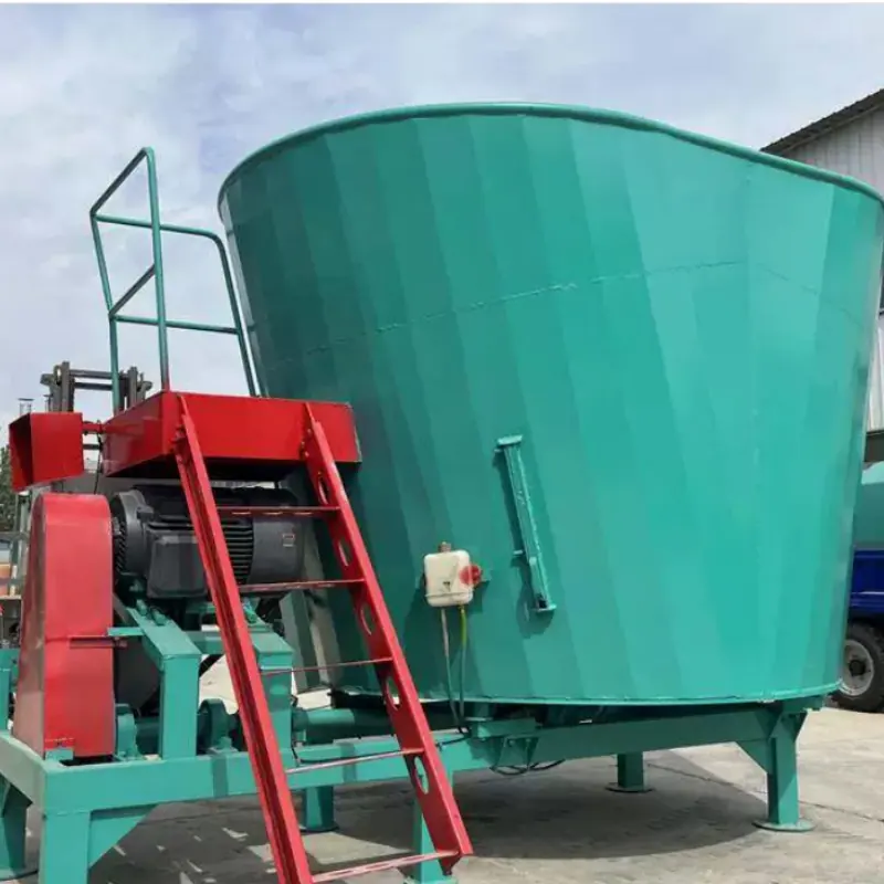 Vertical TMR Feed Mixer — factory photo 18